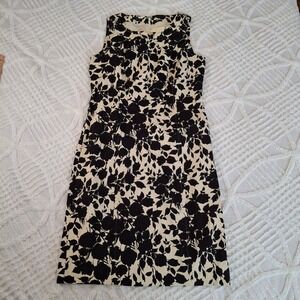Talbots 10 Petite Black Cream Floral Sheath Dress Sleeveless Textured Weave